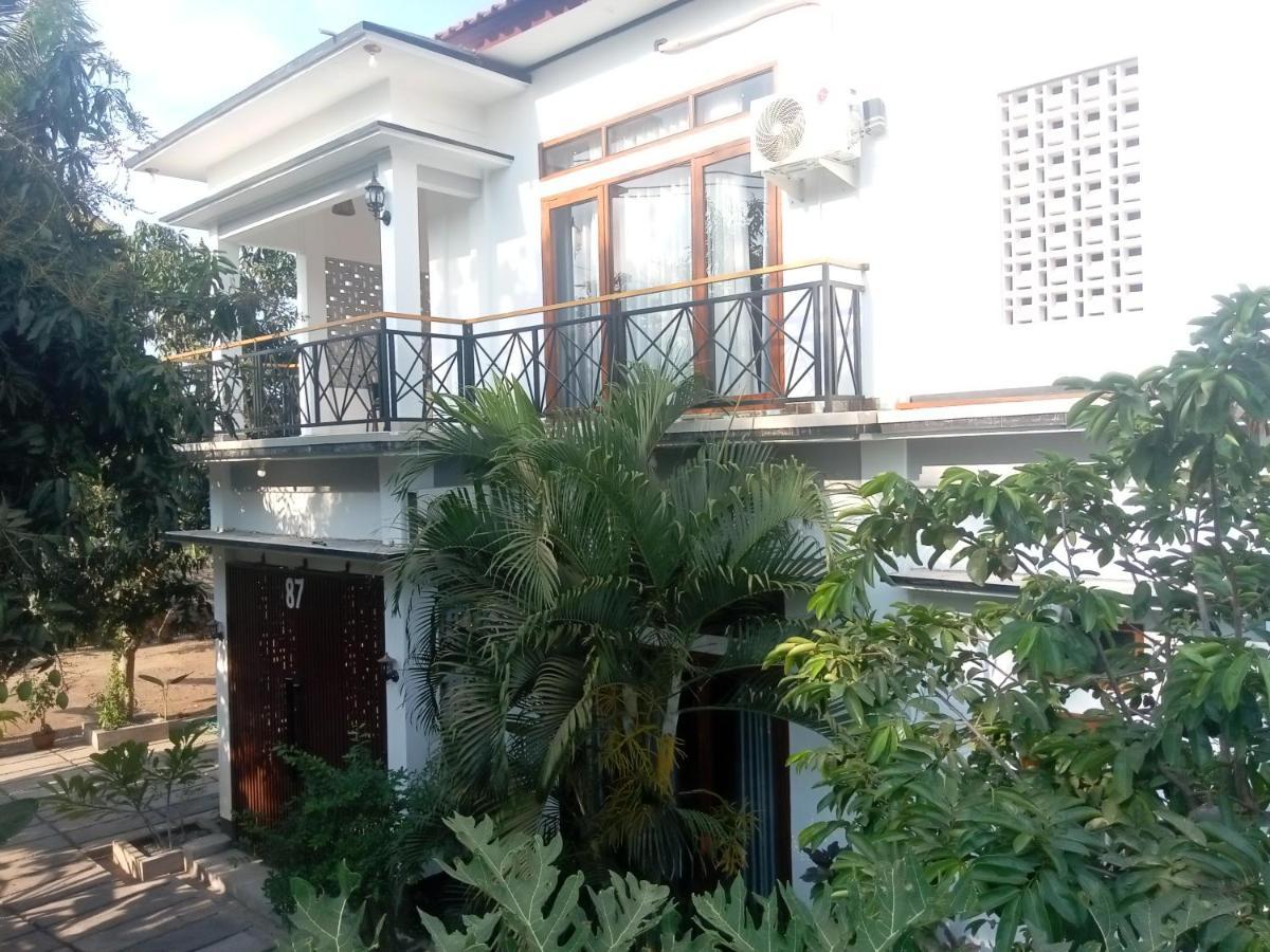 Warm Villas Lombok Kuta  Buitenkant foto