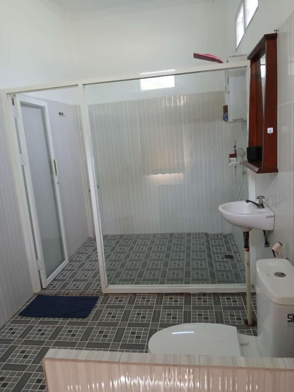 Warm Villas Lombok Kuta  Buitenkant foto